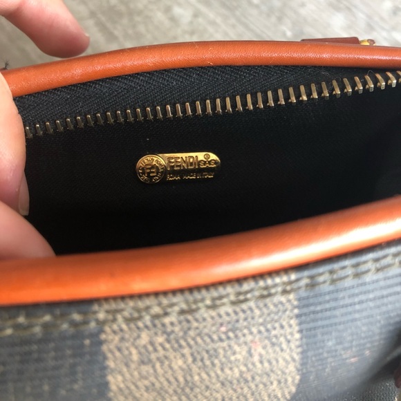 Vintage Mini Fendi Bag - Picture 4 of 8